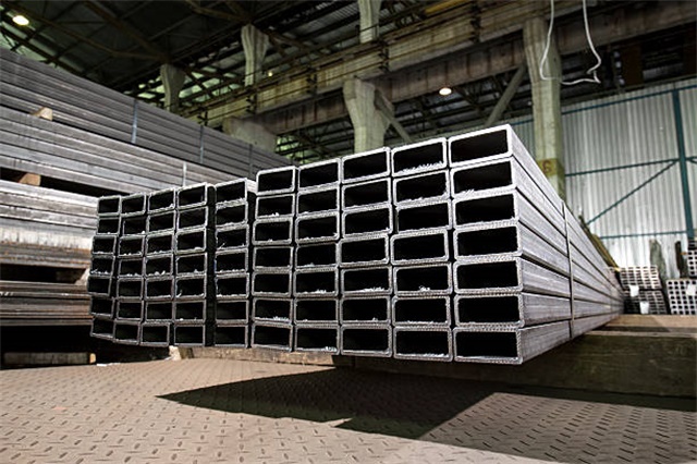 永德<font style='color:red'>冷拔方管</font>弯曲半径